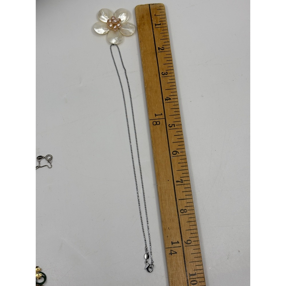 Mother of Pearl Shell Flower Pendant Necklace Pink Freshwater Pearl 18KGP 18in - Picture 7 of 9